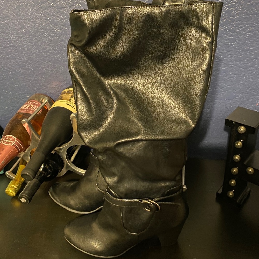 🎀Faux Leather Slouchy Boots 🎀